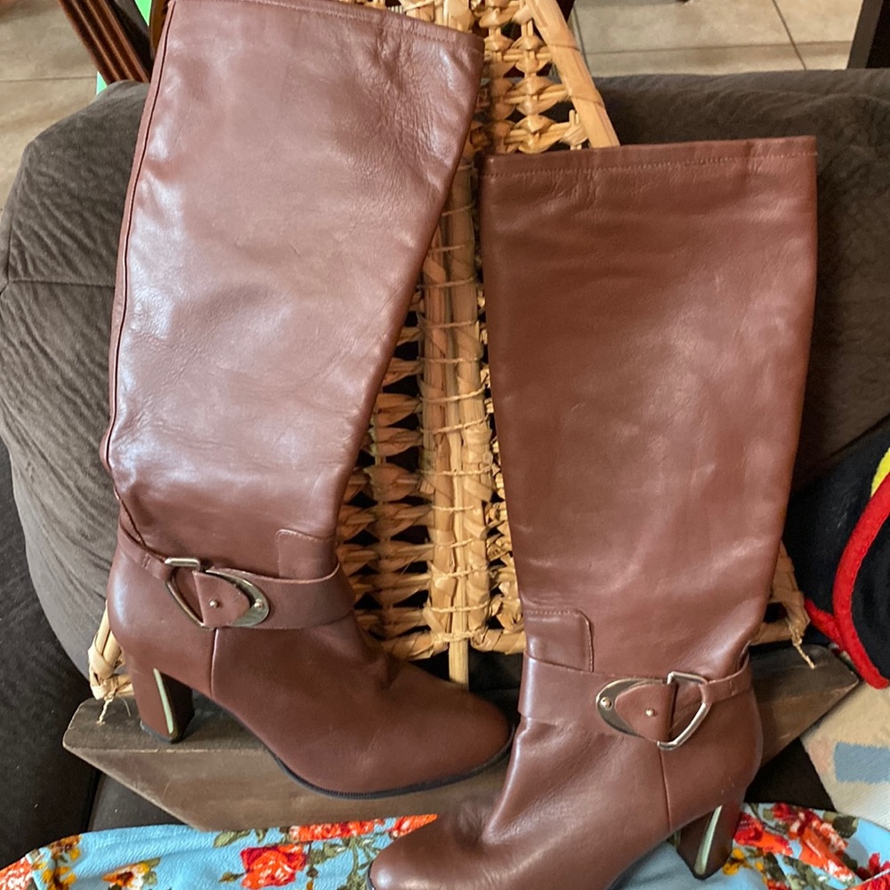 Antonio Melani zip up boots